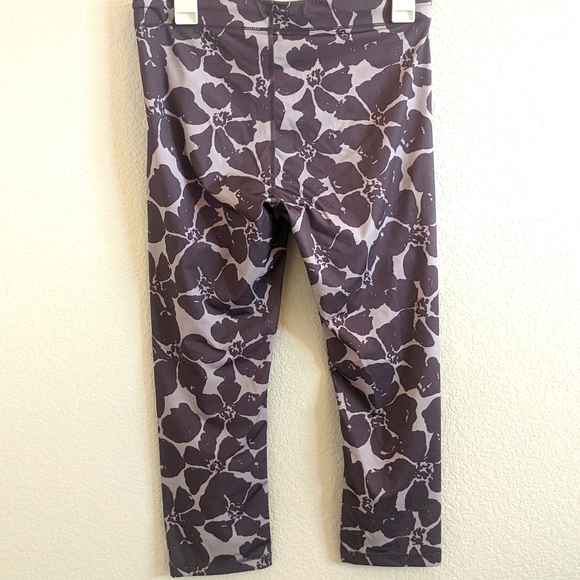 Roxy performance capri leggings - Picture 5 of 5